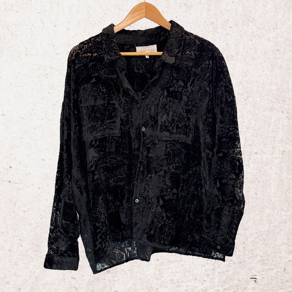 Dear John Black Button Down Shirt Luxurious Velvet - Picture 1 of 4